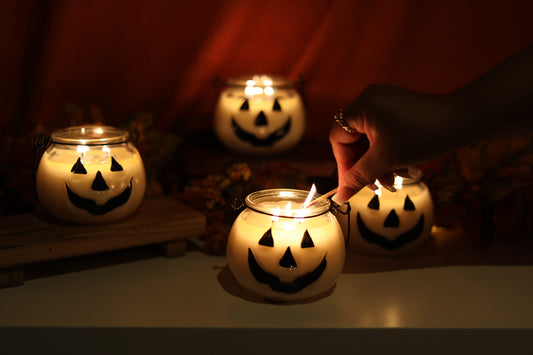 Jack-o’-Lantern Candle 🎃✨ - White Pumpkin